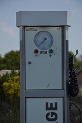 Air pressure gauge for tires