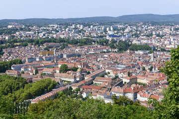 Fototapeta na wymiar cityscape of Besançon city center,France