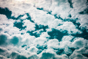 clouds in the sky (green)