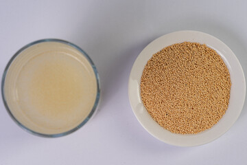 toasted quinoa bowl and toasted quinoa drink, top view
