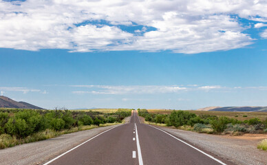 Long, straight road in South Australia