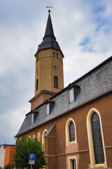 Fototapeta na wymiar Turm der Stadtkirche St. Johannes, Kirche Bürgel, Thüringen, Deutschland