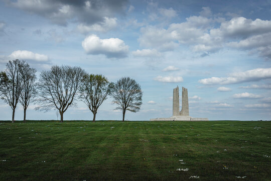 Canadian National Vimy Memorial honours all Canadians who served during the First World War. The Memorial bears the names of those who died in France with no known grave. Nord-Pas-de-Calais, France
