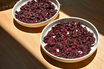 シソ　紫蘇　天日干し