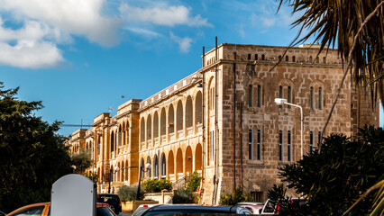 Old house building in Mtarfa, Malta. - obrazy, fototapety, plakaty