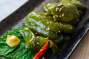 焼きピーマンの漬け