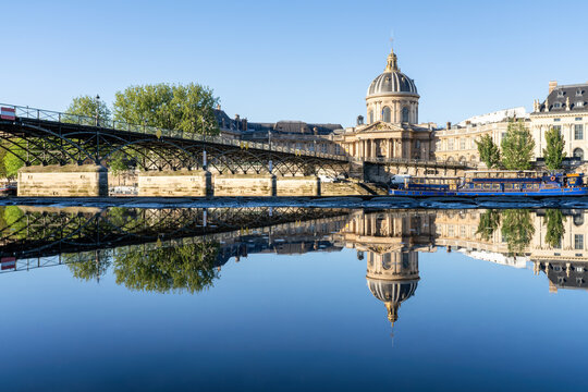 Institut de France and Pont des Arts, Paris, France