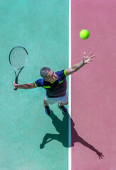 TENNIS PLAYER SERVING IN TENNIS MATCH. OVERHEAD VIEW. ONLINE SPORT BETS IN BETTING SHOPS. TOP VIEW.