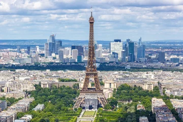 Fototapeten Paris Eiffel tower travel traveling landmark from above in France © Markus Mainka