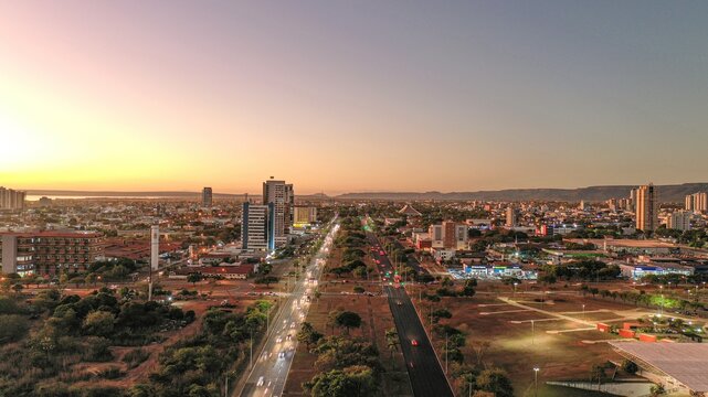 Avenida Teot&ocirc;nio Segurado, Palmas-TO
