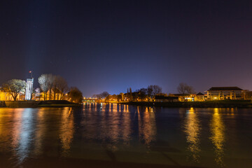 Fototapeta na wymiar night view of the european town and river