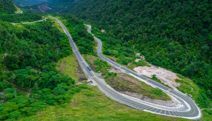 Khanh Le Pass seen from above is beautiful and majestic. This is the most beautiful and dangerous pass connecting Nha Trang and Da Lat of Vietnam