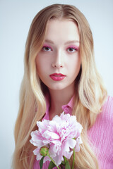 Fototapeta premium tender girl with peony