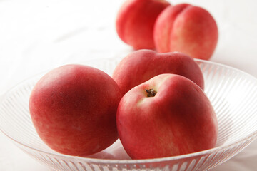 ネクタリン　　白バック