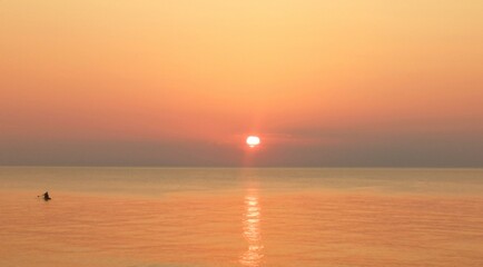 Polskie morze - zachód słońca plaża w Rowach