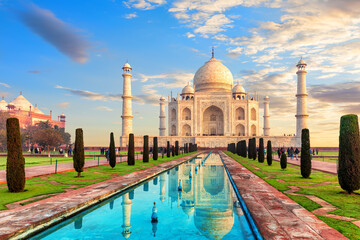 Wonder of the world of India, Taj Mahal Mausoleum, Uttar Pradesh, Agra - obrazy, fototapety, plakaty