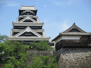 熊本地震から６年、未だ壊れたままの熊本城の一部