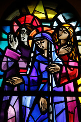 Stained glass in Sainte ThŽrse basilica : Station of the cross