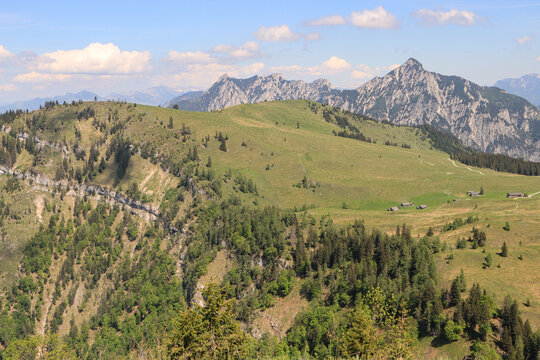 Wundersch&ouml;nes Salzkammergut; Blick vom Wieslerhorn &uuml;ber die Postalm zum Rinnkogel