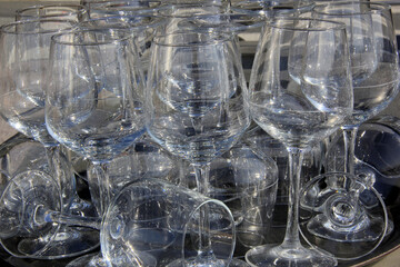 verres empilés