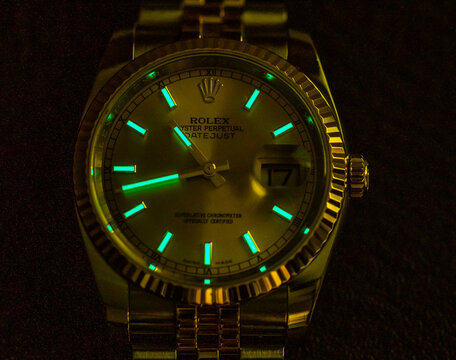 Rolex datejust, gold dial and two tone gold strap, most famous model of Rolex watch