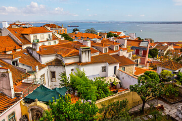 Obraz premium Panoramic view of Lisbon city from one of viewpoints, Lisbon, Portugal