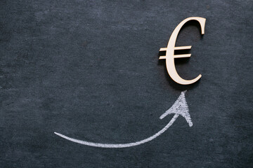 Euro growth. Rise in the euro exchange rate.growth of the exchange rate.Euro currency status.Euro...
