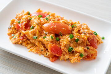 Stir-fried tomatoes with egg or Scrambled eggs with tomatoes