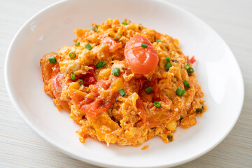 Stir-fried tomatoes with egg or Scrambled eggs with tomatoes