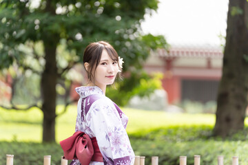 浴衣の女性