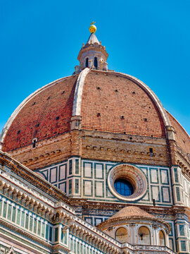 Florence Duomo. Basilica di Santa Maria del Fiore (Basilica of Saint Mary of the Flower) in Florence, detail view of Brunelleschi's Dome, Italy