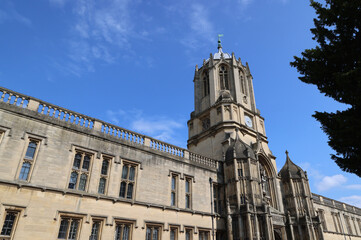 Fototapeta na wymiar Typical building of the university city of Oxford