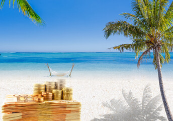 Concept cherté des vacances lointaines , liasse de billets sur plage paradisiaque tropicale 