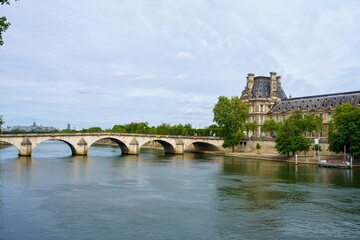 Obraz premium panorama of the embankment of the Seine and the Louvre in Paris