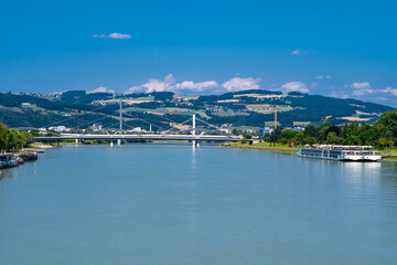 Obraz premium Cruise ships On Danube River In The City Of Linz In Austria