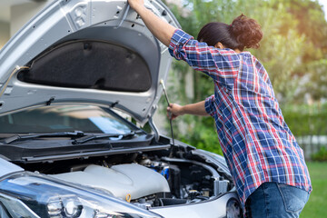 Fototapeta na wymiar Open hood mechanic engine system to check and repair damage car crash.