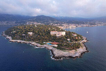 Fototapeta na wymiar vue aérienne du Cap Martin en fin de journée en été - Roquebrune-Cap-Martin, Côte d'Azur
