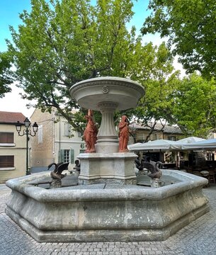 Fontaine des Quatre Saisons, Maussane-les-Alpilles, Bouches-du-Rhone, Provence-Alpes-Cote-d'Azur, France