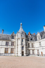 Fototapeta na wymiar Castle of Saint-Aignan in the Loir-et-Cher