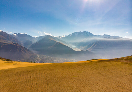 The Sacred Valley is made up of the towns of Pisac, Urubamba, Ollantaytambo, Chinchero, Yucay and others