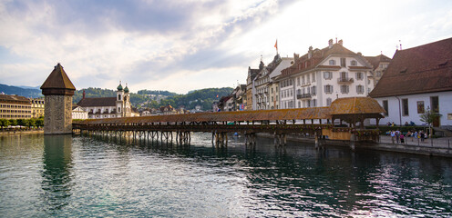 Naklejka premium Famous Chapel Bridge in the city of Lucerne - travel photography