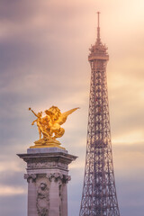 Fototapeta premium Eiffel Tower and Pont Alexandre III statue, Paris, france