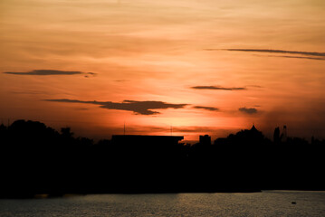 Fototapeta premium Evening atmosphere by the lake