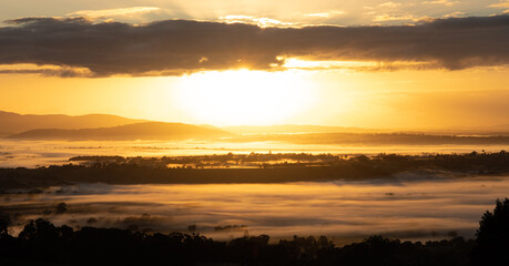 Fototapeta na wymiar Sunrise over Marburg