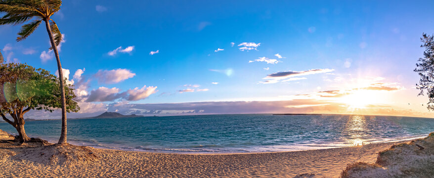 Lanikai Beach, Kailua, Oahu, Hawaii at sunrise
