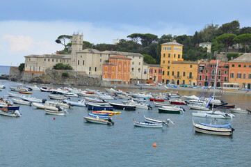 ATTRAVERSO SESTRI LEVANTE BORGO LIGURE SUL MARE