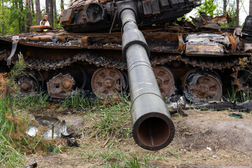 A close-up of the barrel of a downed Russian tank during the military invasion of Ukraine. Ukraine...