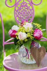 Loving bouquet of pink roses - 519521922