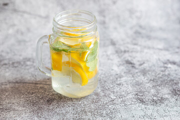 Lemon and mint flavored water