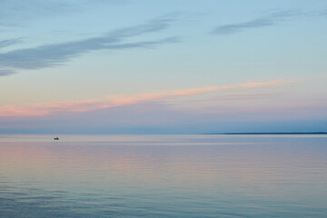 Obraz premium beautiful view of the Dnipro river at sunset